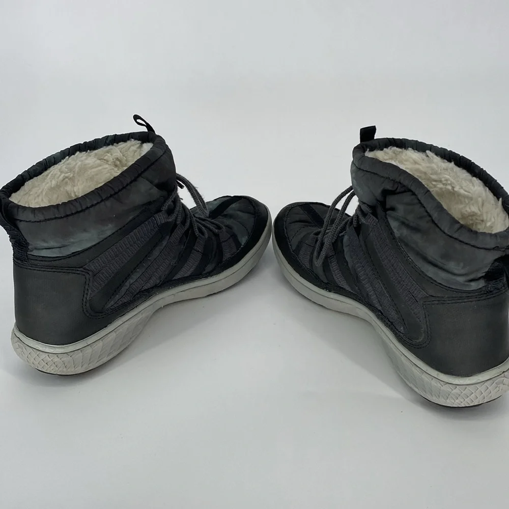 MERRELL Pechora Turbulance Select Grip Faux Fur Sherpa Lined Boots Size 8.5‎